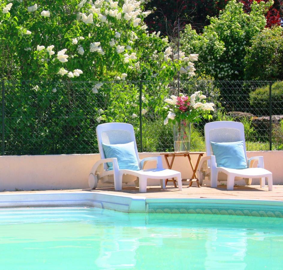 Domaine Charente Glamping Familyroom Le Jardin With External Toilet & Shower House & Outdoor Kitchen Mazieres  Exterior photo